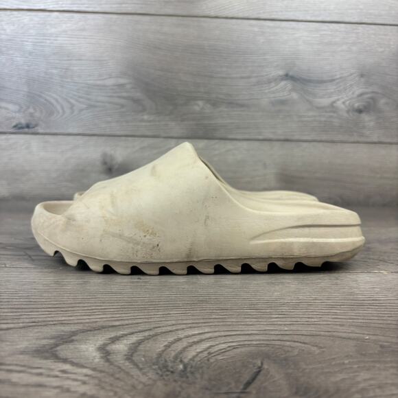 Adidas Yeezy Slides Men's Size 8 Bone Tan Slip On Open Toe Sandals Kanye West - Picture 6 of 12